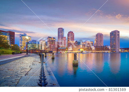 Boston Harbor and Financial District at twilight, Massachusetts 81301389