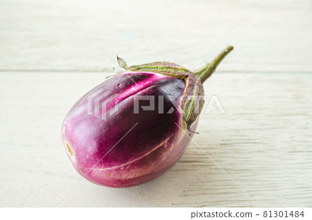 Italian eggplant Rossa Bianco Italian eggplant Rossa Bianco 81301484