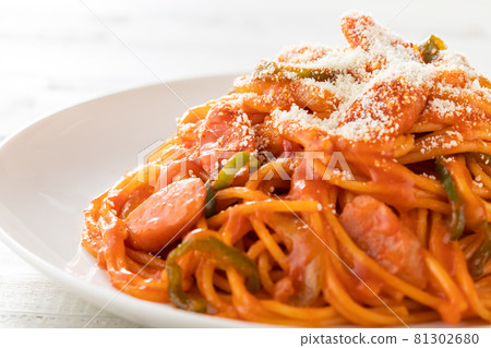Napolitan spaghetti Napolitan spaghetti 81302680