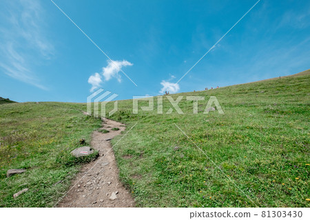 Mountain trail in the village of Kazbeki, Georgia 81303430