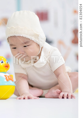 Newborn Lifestyle Parenting Baby 81304054