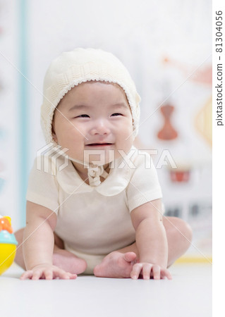 Newborn Lifestyle Parenting Baby 81304056