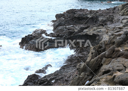 Sojeongbang Falls, waterfall, coast, coastal area, cliff, precipice, sea, scenery, Sojeongbang Falls, waterfall, coast, coastal area, cliff, precipice, sea, scenery, 81307887