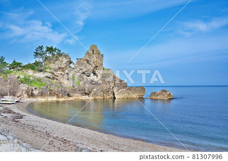 [Sosoki Beach Madoiwa] Machinomachi, Wajima City, Ishikawa Prefecture 81307996