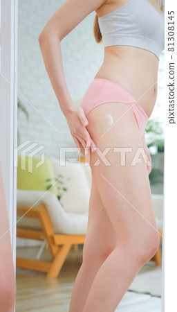 woman figure after giving birth 81308145