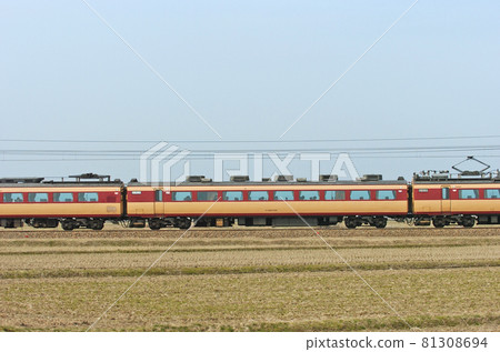 北陸本線三河加賀笠間 JR 西 485 系列 A07 編隊 ⑦ 茂葉 485-186(京都)山邊 81308694