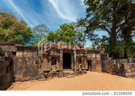 Shiva devale Shiva temple ruins in ancient city Pollonaruwa, Sri Lanka Shiva devale Shiva temple ruins in ancient city Pollonaruwa, Sri Lanka 81308920
