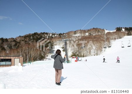 萬座溫泉滑雪場斜坡風光 81310440