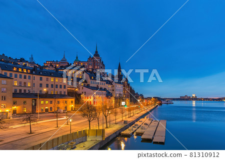 Stockholm Sweden, night city skyline at Gamla Stan and Slussen Stockholm Sweden, night city skyline at Gamla Stan and Slussen 81310912