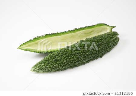 Bitter melon white background 81312190