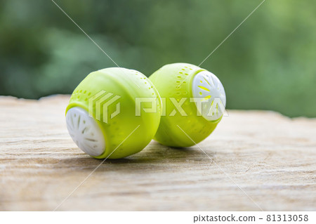 Bright plastic ball for absorbing unpleasant odors Bright plastic ball for absorbing unpleasant odors 81313058