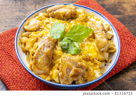 Futolaro Oyakodon 81316715