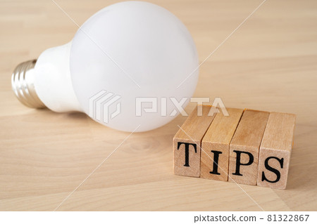 芯片、小貼士 | 印有“小貼士”字樣的郵票和燈泡 芯片、小貼士 | 印有“小貼士”字樣的郵票和燈泡 81322867