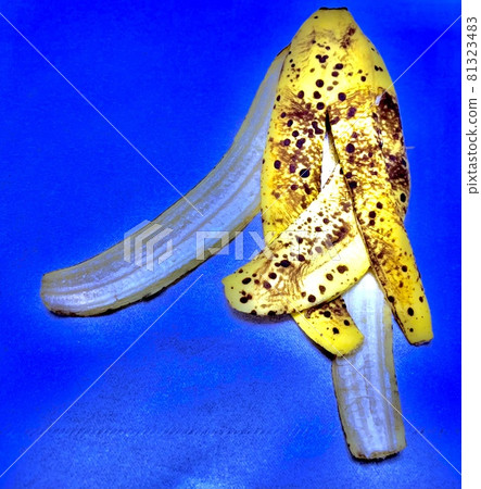香蕉皮在跳舞 香蕉皮在跳舞 81323483