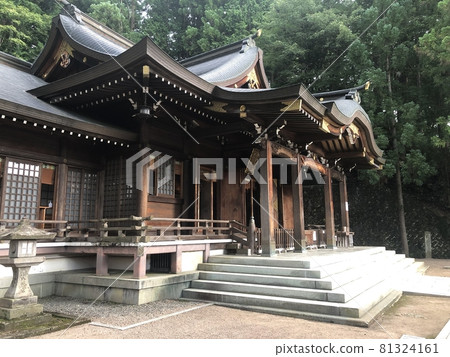 Takayama Sakurayama Hachimangu 81324161