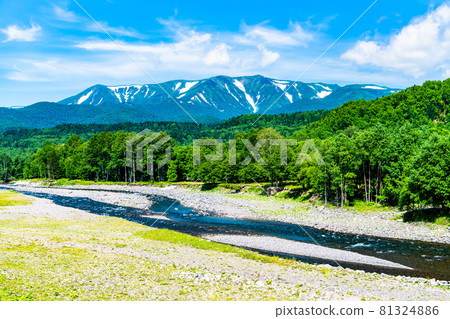 Daisetsuzan and Ishikari River with residual snow in Hokkaido 81324886