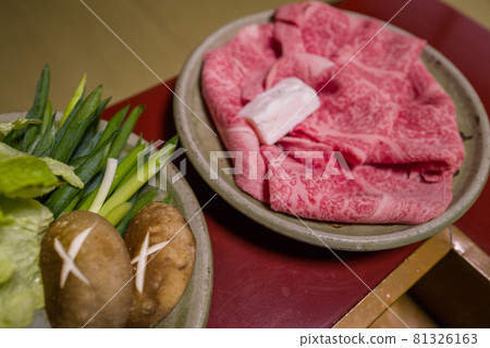 高級和牛壽喜燒 81326163