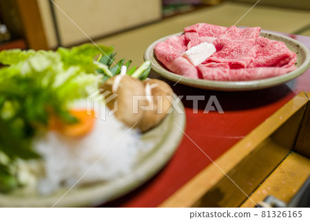 高級和牛壽喜燒 81326165