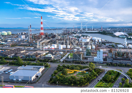 《Mie Prefecture》 Yokkaichi/Industrial Zone 81326928