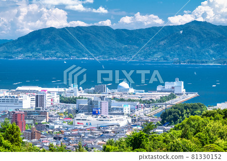 《廣島縣》瀨戶內海與夏空・初日市海岸線 《廣島縣》瀨戶內海與夏空・初日市海岸線 81330152