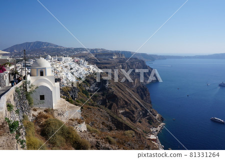 Beautiful Santorini landscape 81331264