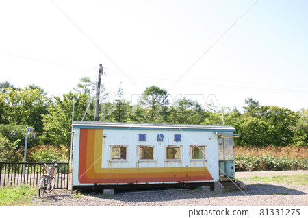 Hakodate Main Line Warabitai Station (Abandoned Station 1) 81331275