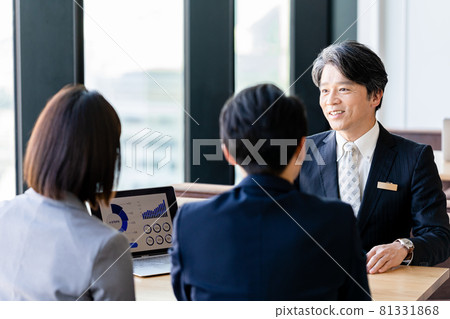 Business man having business talk in office Business man having business talk in office 81331868