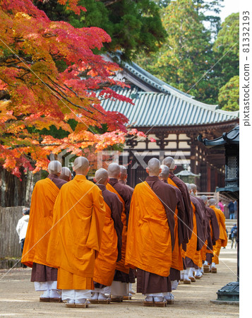 高野山和尚的晨禱 81332193