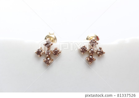 earring earring 81337526