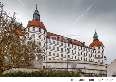 View of castle, Neuburg an der Donau, Germany View of castle, Neuburg an der Donau, Germany 81340942