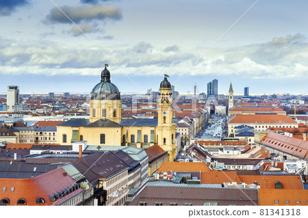 Aerial view of Munich, Germany 81341318