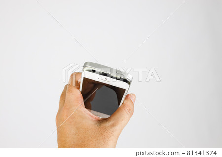 Smartphone malfunction Smartphone malfunction 81341374
