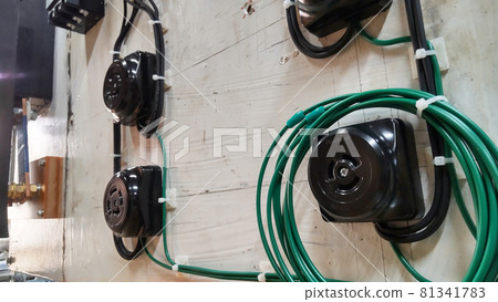 Ground terminal board wiring of outlet with ground terminal 81341783