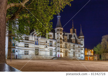 Palais ducal, Nevers, France Palais ducal, Nevers, France 81342728