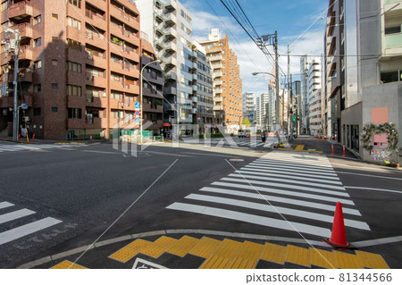 Widening construction site on Meiji-dori 81344566