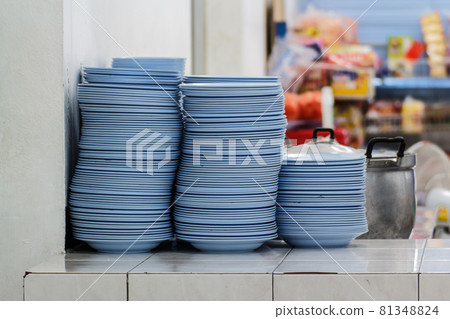 dish shelves 81348824