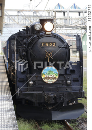 上越線SL水上（C61-20拖車） 81352773