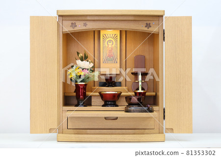 Buddhist altars decorated on furniture-style Buddhist altars 2 81353302