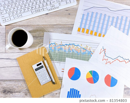 Business image graph bird's-eye view Business image graph bird's-eye view 81354803
