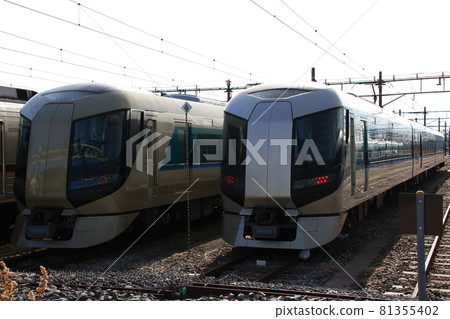 Tobu Isesaki Line at Kasukabe Inspection Zone 81355402