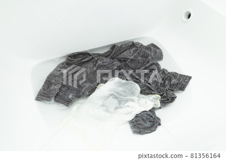 Wearing and putting on 81356164