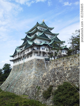 一座城堡 一座城堡 81356805
