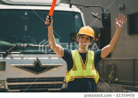 Traffic guide Traffic guide 81359450