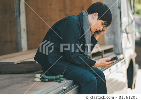 智能手機和卡車司機 81361203