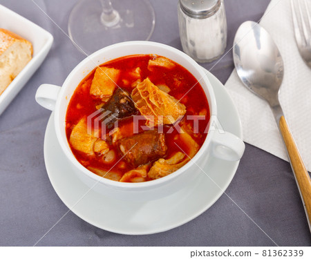 Stewed Madrilenian tripe Callos a la madrilena Stewed Madrilenian tripe Callos a la madrilena 81362339