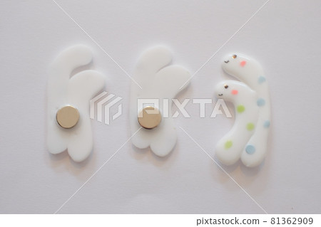 Handmade spotted garden eel magnet magnet Handmade spotted garden eel magnet magnet 81362909
