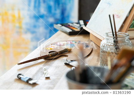 Painting material Painting material 81363190