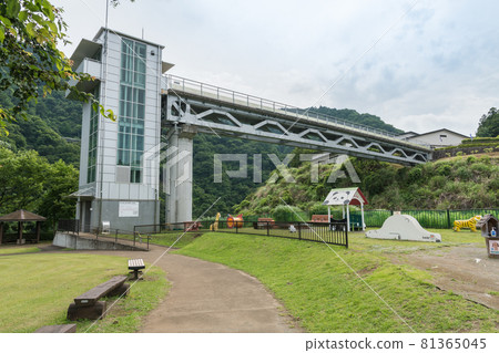 Aikawa Park Fureai Bridge Aikawa Park Fureai Bridge 81365045