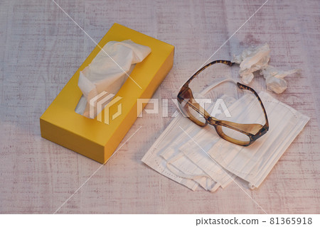 Measures against hay fever Measures against hay fever 81365918