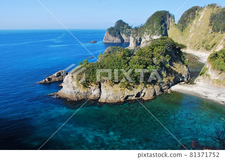 伊豆的名勝堂島 81371752